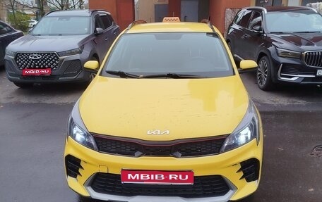 KIA Rio IV, 2021 год, 1 300 000 рублей, 1 фотография