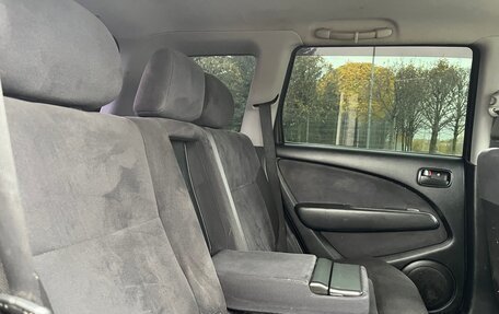 Mitsubishi Outlander III рестайлинг 3, 2004 год, 470 000 рублей, 13 фотография
