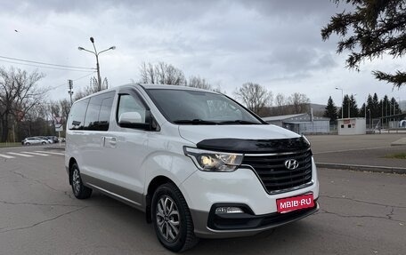 Hyundai H-1 II рестайлинг, 2019 год, 3 550 000 рублей, 1 фотография
