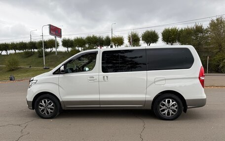 Hyundai H-1 II рестайлинг, 2019 год, 3 550 000 рублей, 9 фотография
