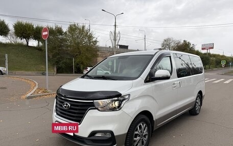 Hyundai H-1 II рестайлинг, 2019 год, 3 550 000 рублей, 5 фотография