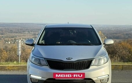 KIA Rio III рестайлинг, 2015 год, 995 000 рублей, 2 фотография