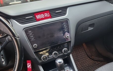 Skoda Octavia, 2017 год, 1 600 000 рублей, 7 фотография
