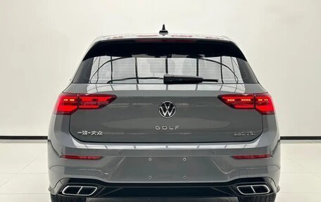 Volkswagen Golf VIII, 2023 год, 2 030 000 рублей, 4 фотография