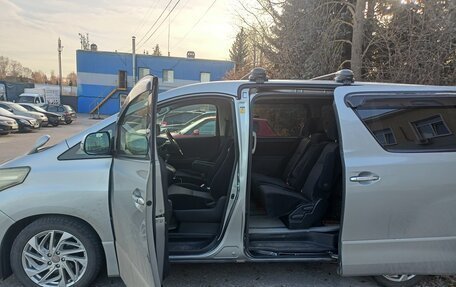 Toyota Alphard III, 2011 год, 2 400 000 рублей, 5 фотография