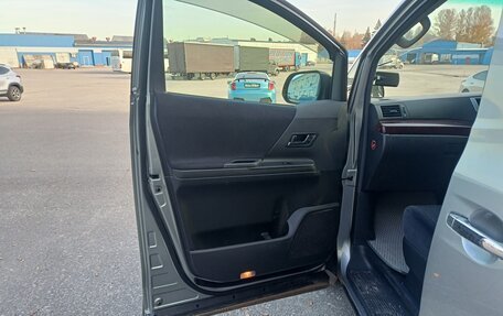 Toyota Alphard III, 2011 год, 2 400 000 рублей, 10 фотография