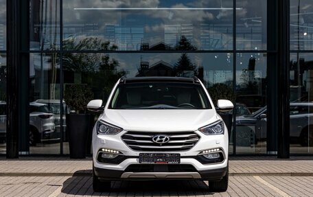 Hyundai Santa Fe III рестайлинг, 2017 год, 1 725 000 рублей, 2 фотография