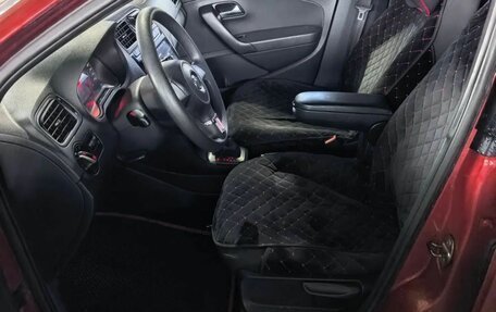 Volkswagen Polo VI (EU Market), 2011 год, 670 000 рублей, 8 фотография