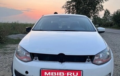 Volkswagen Polo VI (EU Market), 2010 год, 420 000 рублей, 1 фотография