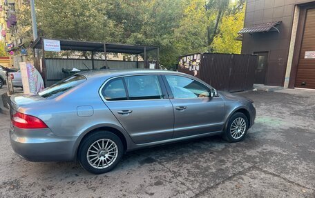 Skoda Superb III рестайлинг, 2009 год, 899 000 рублей, 4 фотография
