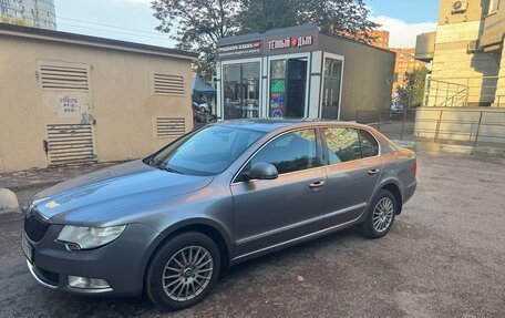Skoda Superb III рестайлинг, 2009 год, 899 000 рублей, 6 фотография