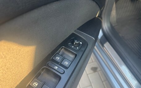 Skoda Superb III рестайлинг, 2009 год, 899 000 рублей, 17 фотография