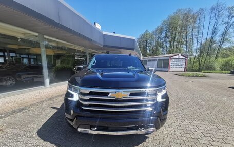 Chevrolet Silverado, 2025 год, 5 900 000 рублей, 1 фотография