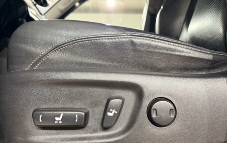 Toyota Land Cruiser Prado 150 рестайлинг 2, 2018 год, 5 990 000 рублей, 17 фотография