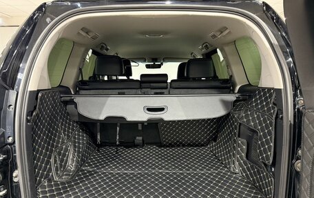 Toyota Land Cruiser Prado 150 рестайлинг 2, 2018 год, 5 990 000 рублей, 18 фотография
