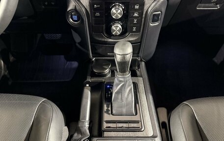 Toyota Land Cruiser Prado 150 рестайлинг 2, 2018 год, 5 990 000 рублей, 20 фотография