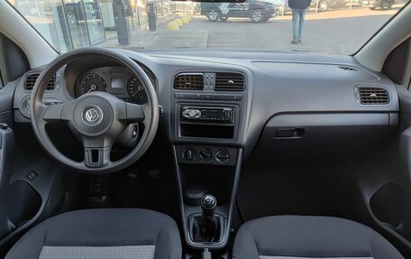 Volkswagen Polo VI (EU Market), 2012 год, 674 000 рублей, 17 фотография