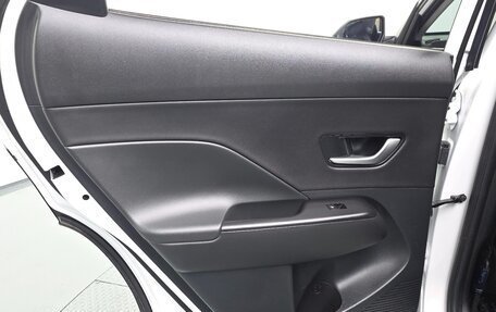 Hyundai Kona, 2023 год, 2 456 000 рублей, 19 фотография