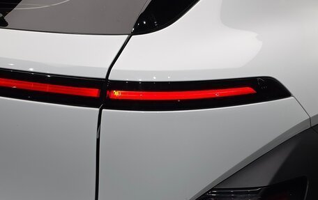 Hyundai Kona, 2023 год, 2 456 000 рублей, 14 фотография