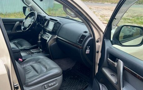 Toyota Land Cruiser 200, 2008 год, 3 300 000 рублей, 10 фотография