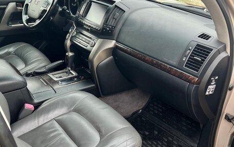Toyota Land Cruiser 200, 2008 год, 3 300 000 рублей, 11 фотография