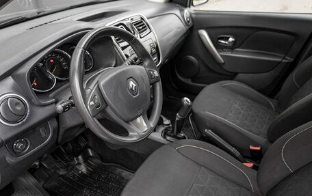 Renault Sandero II рестайлинг, 2017 год, 992 200 рублей, 5 фотография