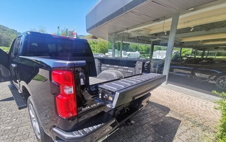 Chevrolet Silverado, 2025 год, 5 900 000 рублей, 5 фотография
