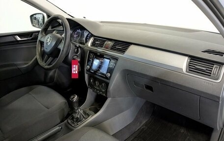 Skoda Rapid I, 2019 год, 825 000 рублей, 11 фотография