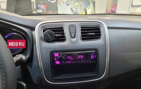 Renault Sandero II рестайлинг, 2015 год, 850 000 рублей, 10 фотография