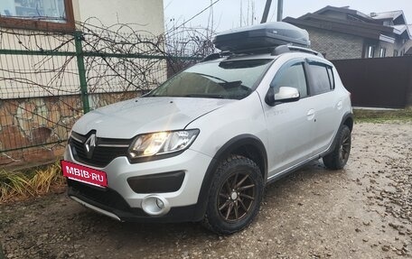 Renault Sandero II рестайлинг, 2015 год, 850 000 рублей, 2 фотография