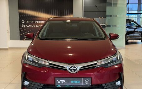 Toyota Corolla, 2017 год, 1 675 000 рублей, 2 фотография