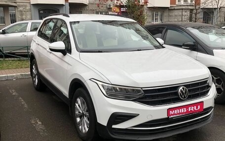 Volkswagen Tiguan II, 2020 год, 2 690 000 рублей, 1 фотография