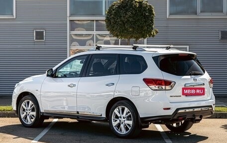 Nissan Pathfinder, 2015 год, 1 275 000 рублей, 4 фотография