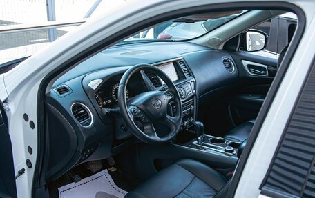 Nissan Pathfinder, 2015 год, 1 275 000 рублей, 13 фотография