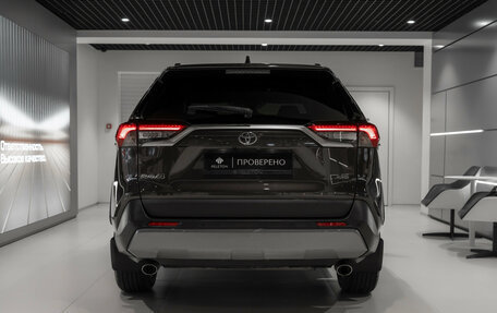 Toyota RAV4, 2020 год, 3 680 000 рублей, 6 фотография