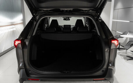 Toyota RAV4, 2020 год, 3 680 000 рублей, 24 фотография