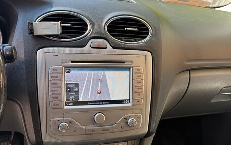 Ford Focus II рестайлинг, 2010 год, 700 000 рублей, 11 фотография
