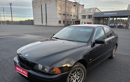 BMW 5 серия, 2002 год, 400 000 рублей, 1 фотография