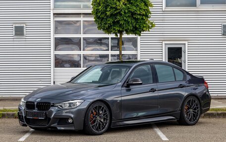 BMW 3 серия, 2018 год, 2 095 000 рублей, 1 фотография