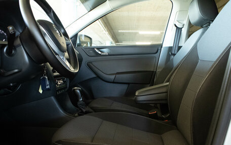 Skoda Rapid I, 2015 год, 1 250 000 рублей, 8 фотография