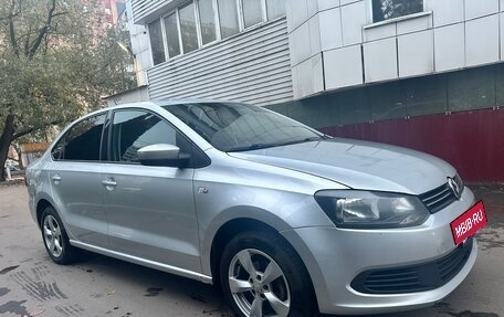 Volkswagen Polo VI (EU Market), 2015 год, 800 000 рублей, 5 фотография