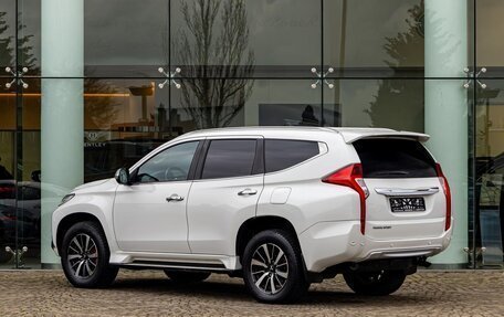 Mitsubishi Pajero Sport III рестайлинг, 2017 год, 2 435 000 рублей, 4 фотография