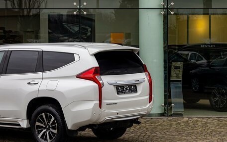 Mitsubishi Pajero Sport III рестайлинг, 2017 год, 2 435 000 рублей, 25 фотография