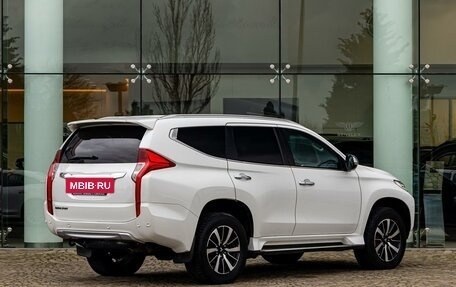 Mitsubishi Pajero Sport III рестайлинг, 2017 год, 2 435 000 рублей, 23 фотография