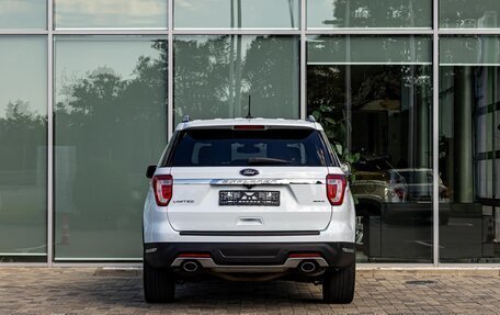 Ford Explorer VI, 2018 год, 2 335 000 рублей, 5 фотография