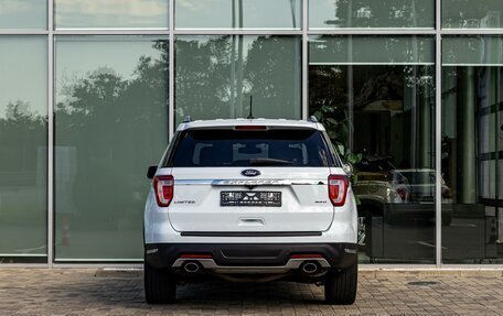 Ford Explorer VI, 2018 год, 2 335 000 рублей, 24 фотография
