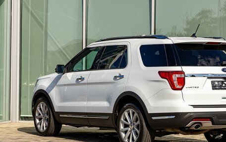 Ford Explorer VI, 2018 год, 2 335 000 рублей, 28 фотография