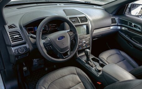 Ford Explorer VI, 2018 год, 2 335 000 рублей, 32 фотография