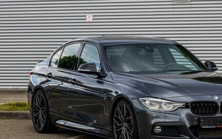 BMW 3 серия, 2018 год, 2 095 000 рублей, 27 фотография