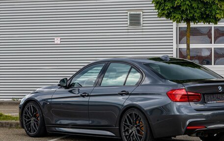 BMW 3 серия, 2018 год, 2 095 000 рублей, 29 фотография